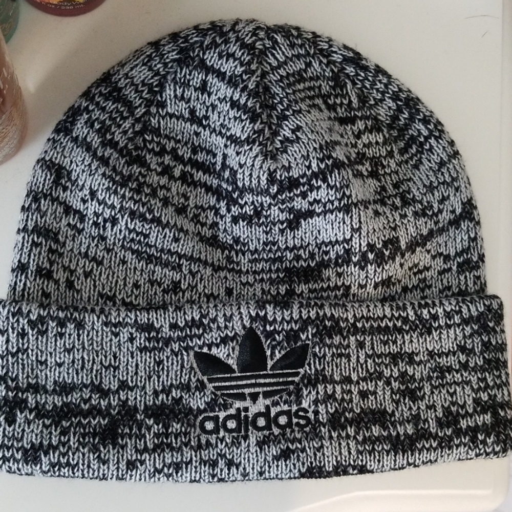 adidas winter hat